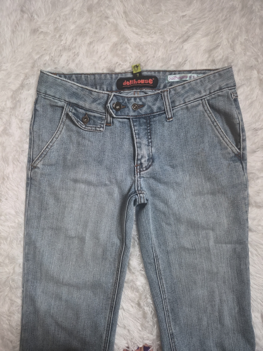 Vintage Y2K Dollhouse Jeans Cropped Capri Wave Wash Size 7 Cuffed Spring Summer - Picture 2 of 12